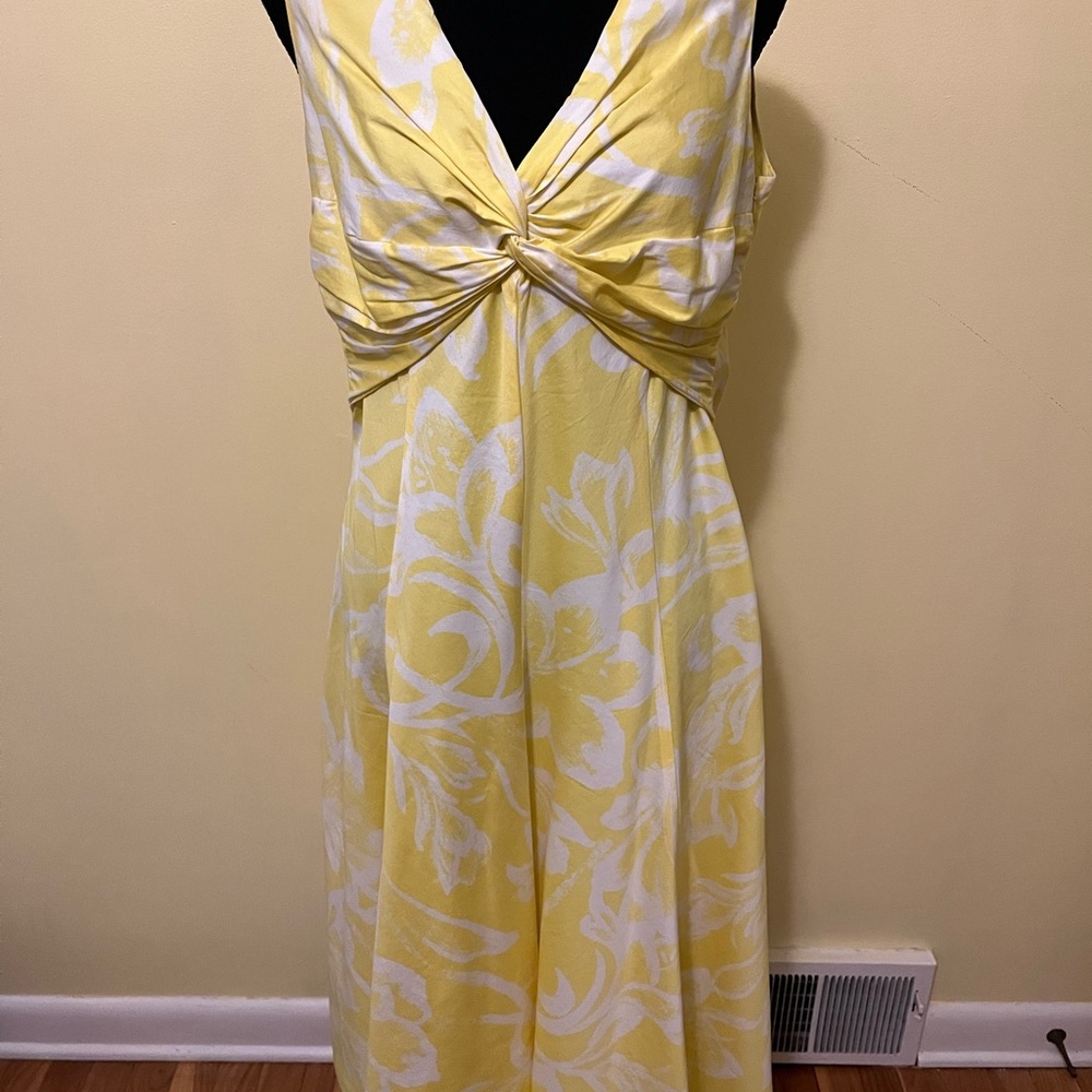 Jones New York Yellow and White Maxi Dress